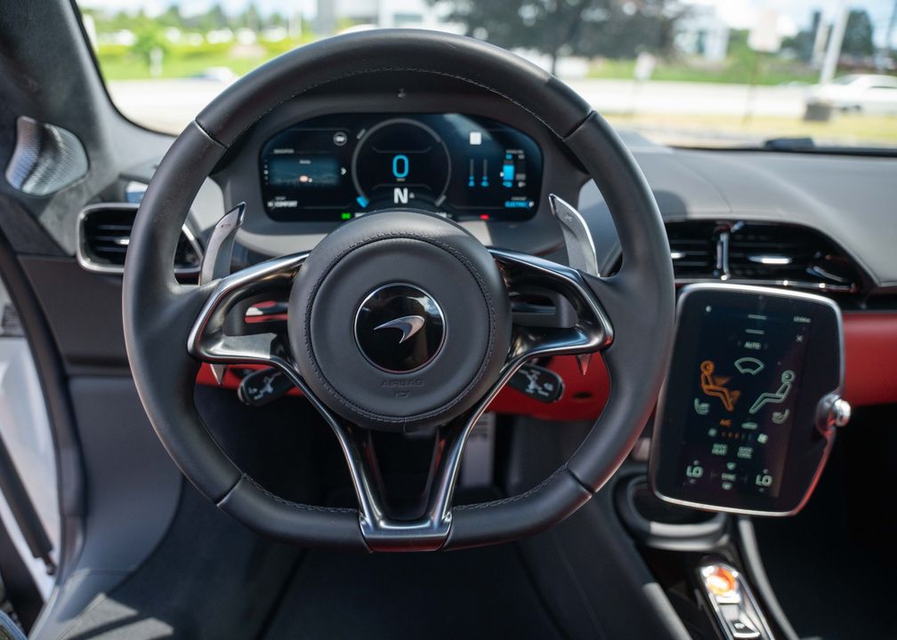 2025 McLaren Artura Spider