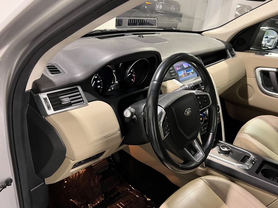 2017 Land Rover Discovery Sport HSE AWD 3rd Row