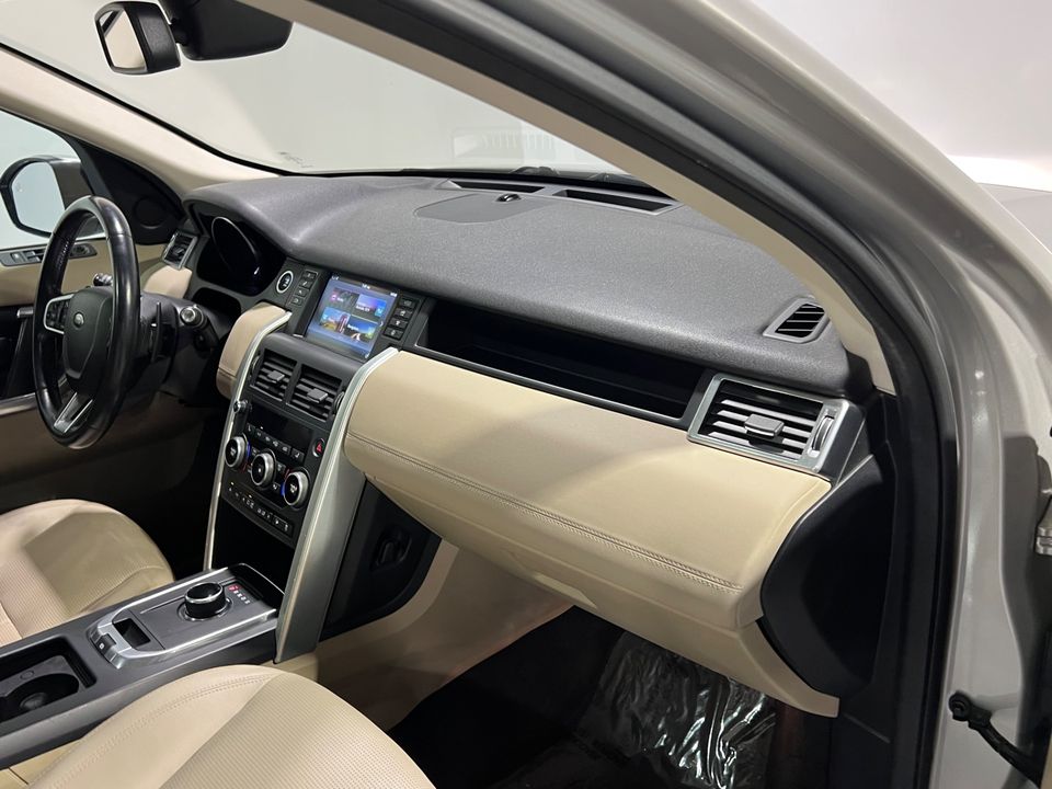 2017 Land Rover Discovery Sport HSE AWD 3rd Row