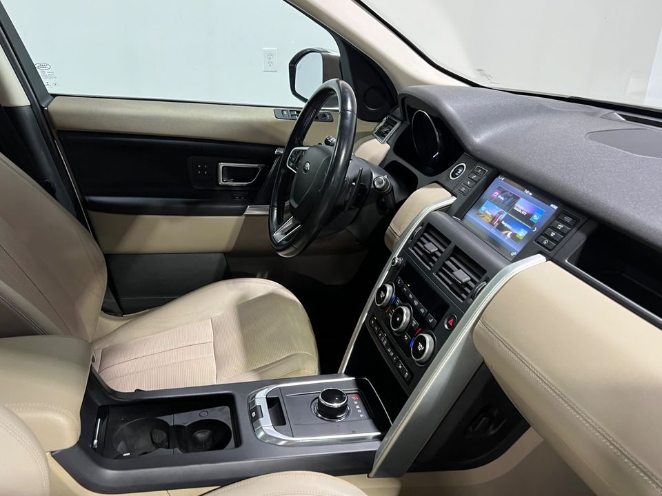 2017 Land Rover Discovery Sport HSE AWD 3rd Row