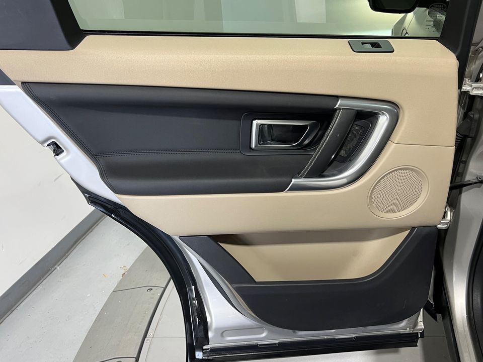 2017 Land Rover Discovery Sport HSE AWD 3rd Row