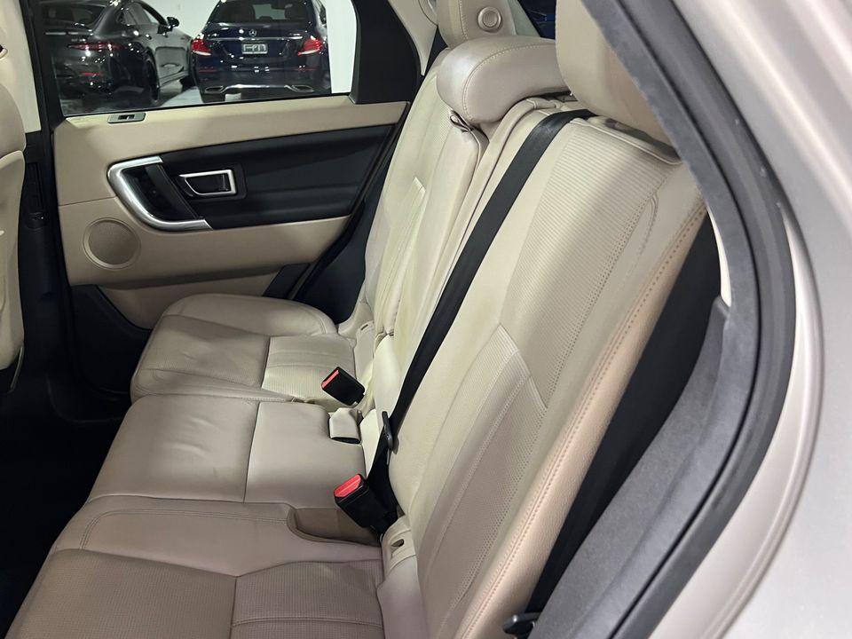 2017 Land Rover Discovery Sport HSE AWD 3rd Row