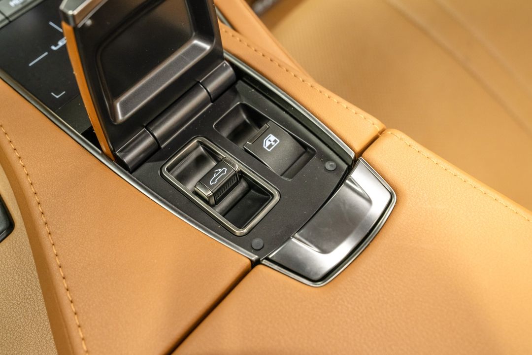 2023 Lexus LC 500