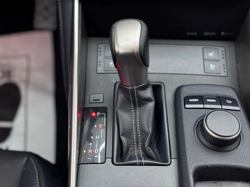 2016 Lexus IS