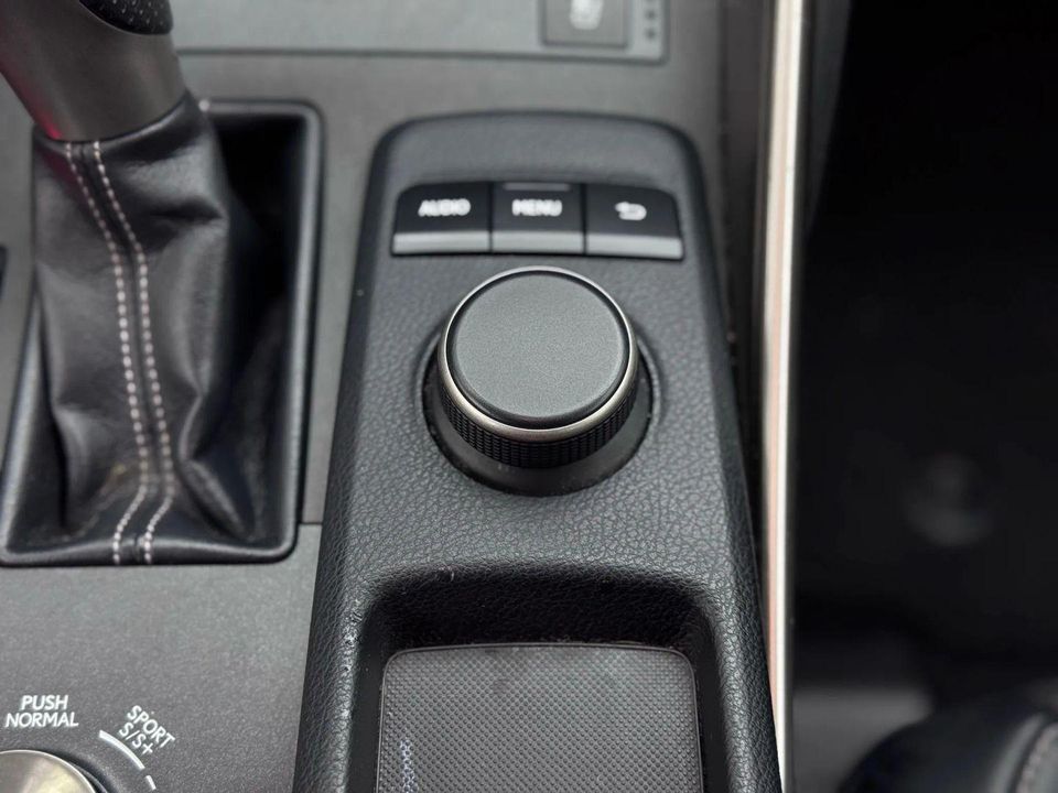 2016 Lexus IS