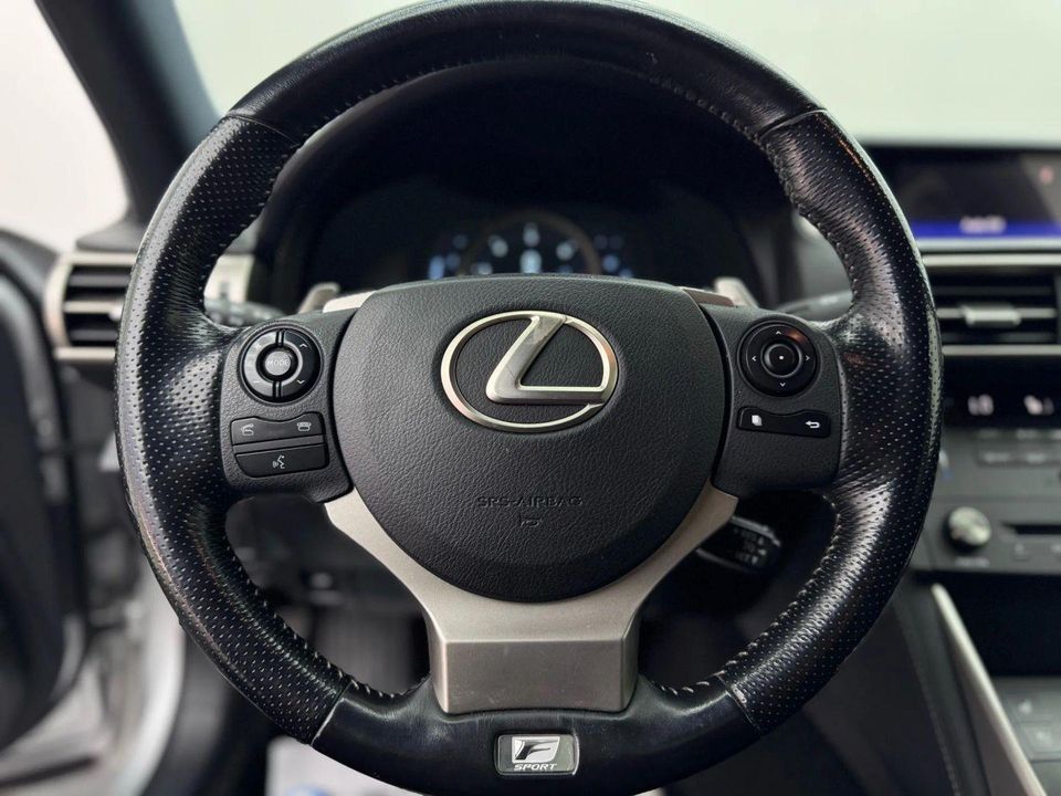 2016 Lexus IS