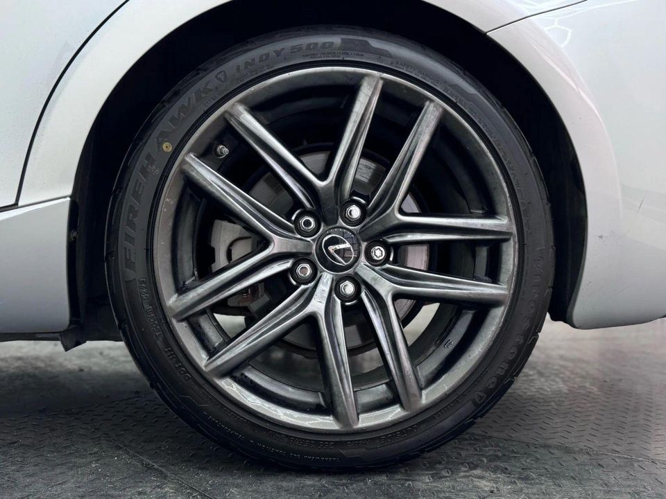 2016 Lexus IS