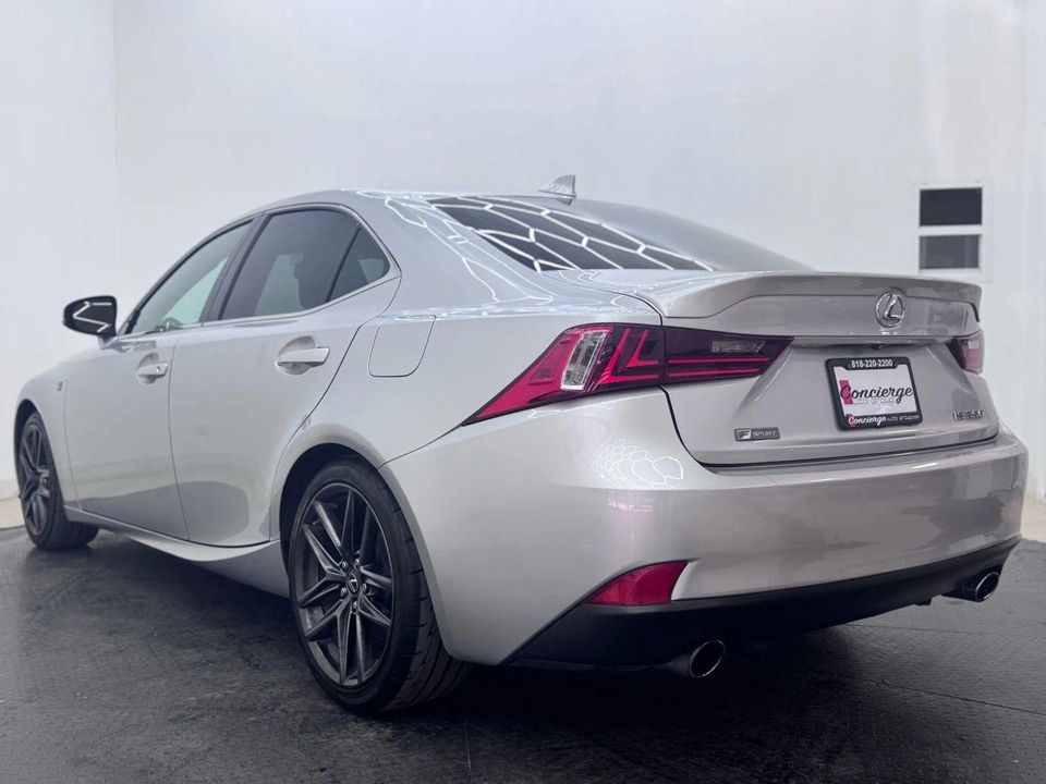 2016 Lexus IS