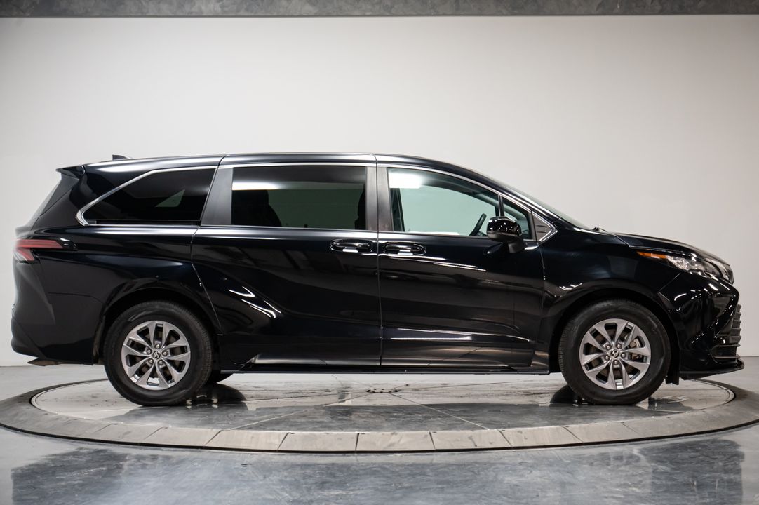 2022 Toyota Sienna