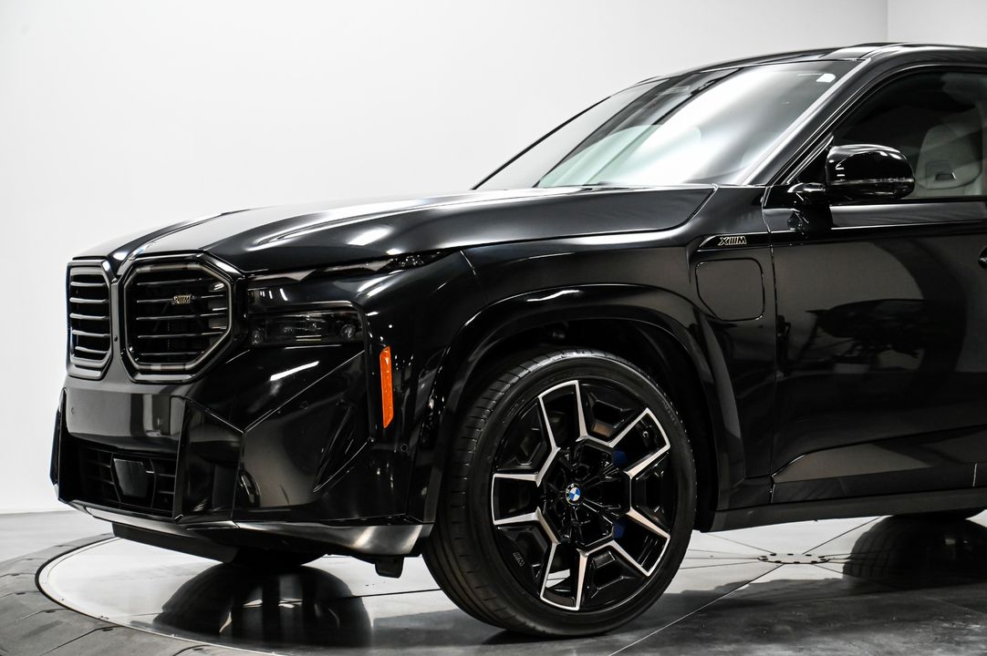 2023 BMW XM