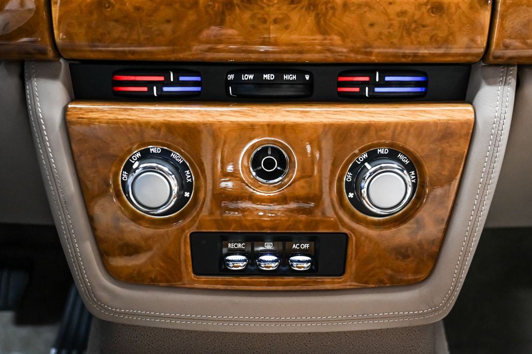 2004 Rolls-Royce Phantom