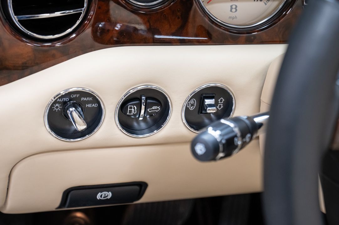 2007 Bentley Azure