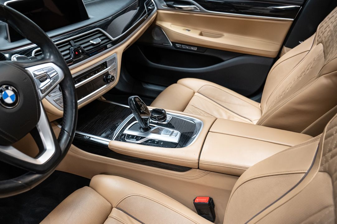 2016 BMW 7 Series