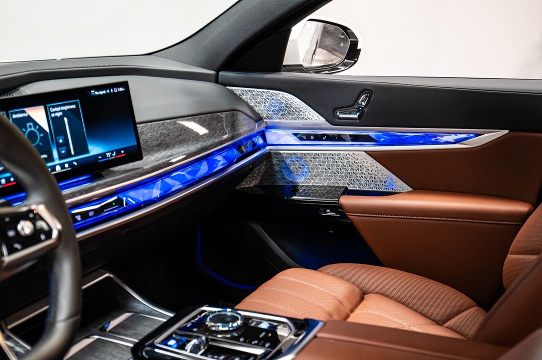 2023 BMW i7