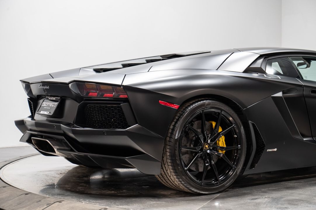2014 Lamborghini Aventador