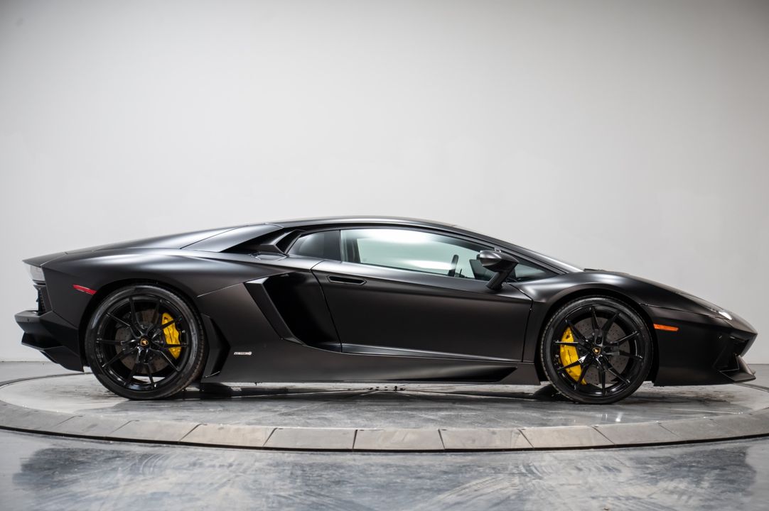 2014 Lamborghini Aventador