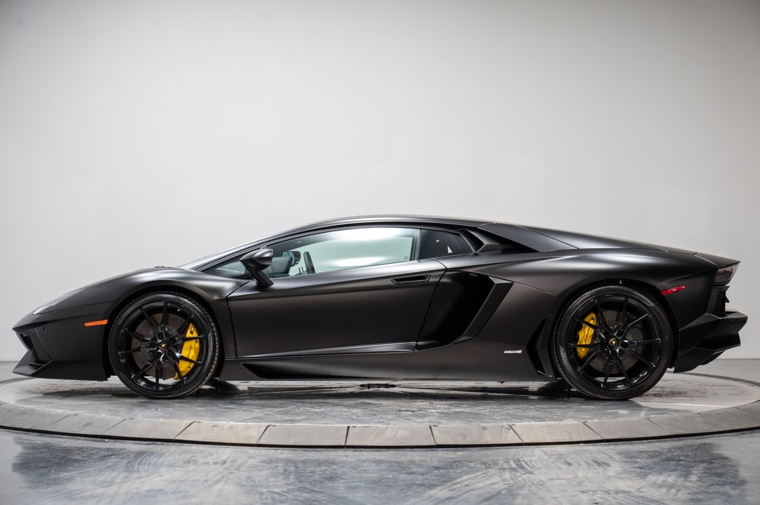 2014 Lamborghini Aventador