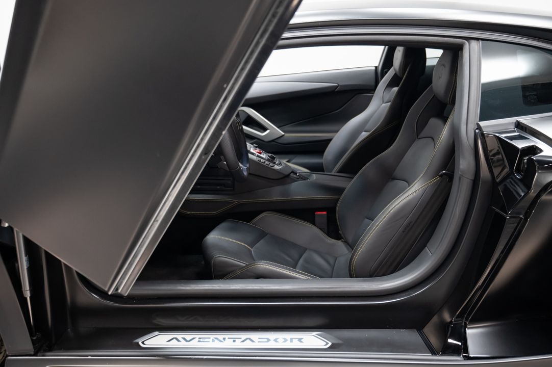 2014 Lamborghini Aventador