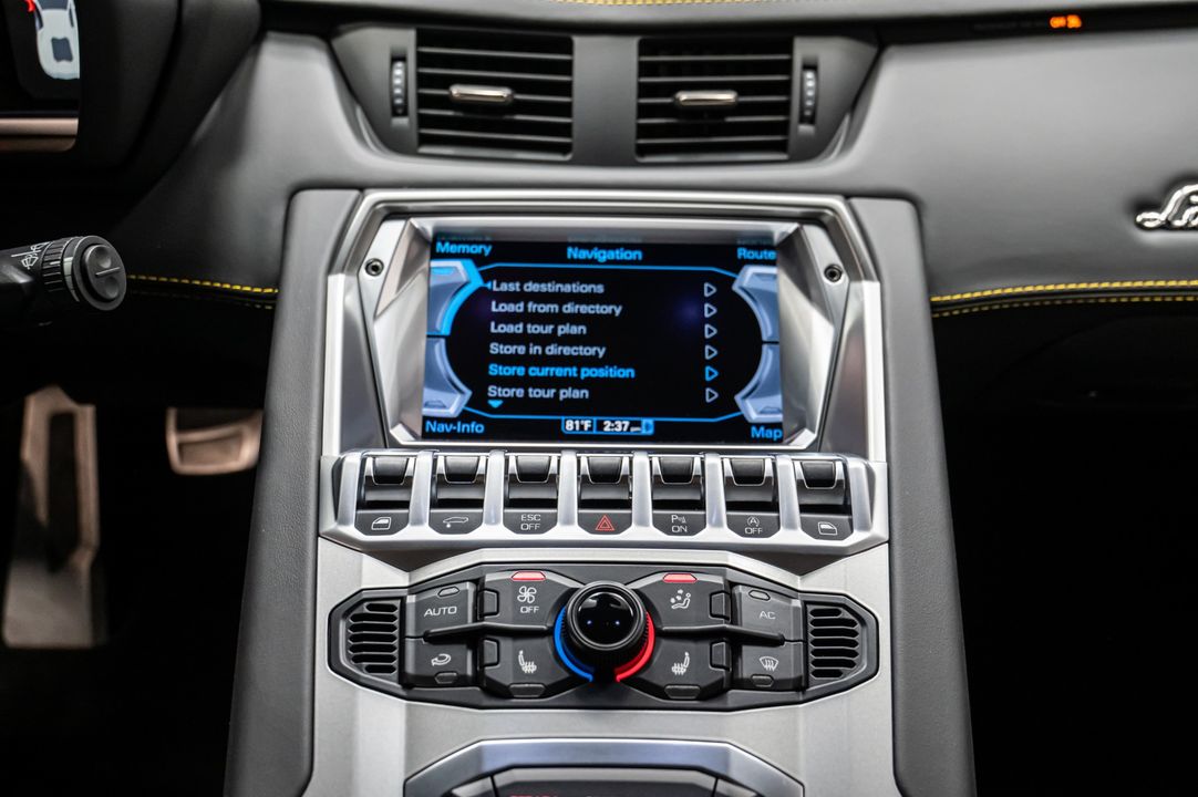 2014 Lamborghini Aventador