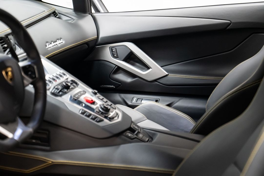 2014 Lamborghini Aventador