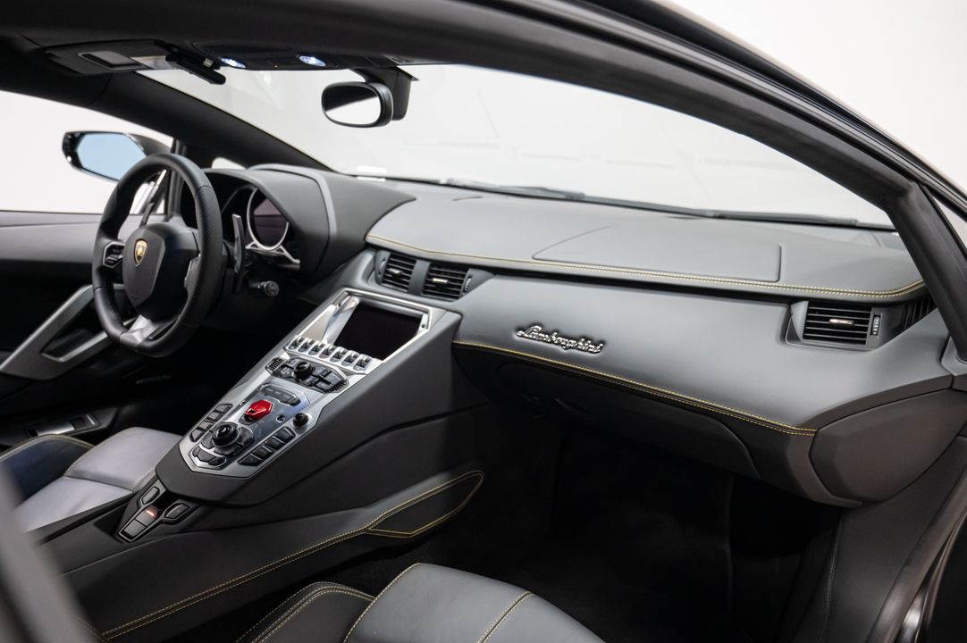 2014 Lamborghini Aventador