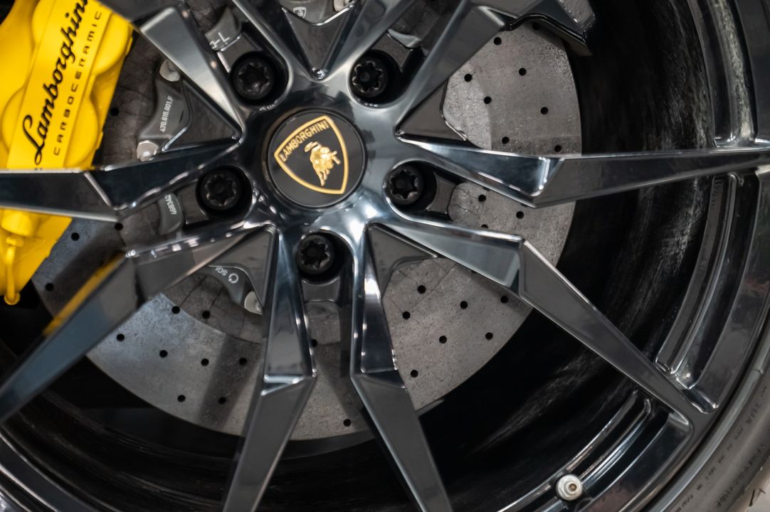 2014 Lamborghini Aventador