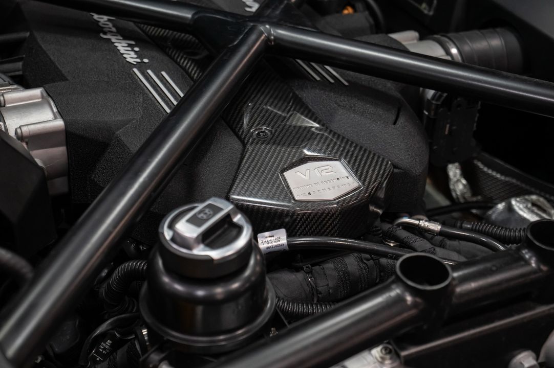 2014 Lamborghini Aventador