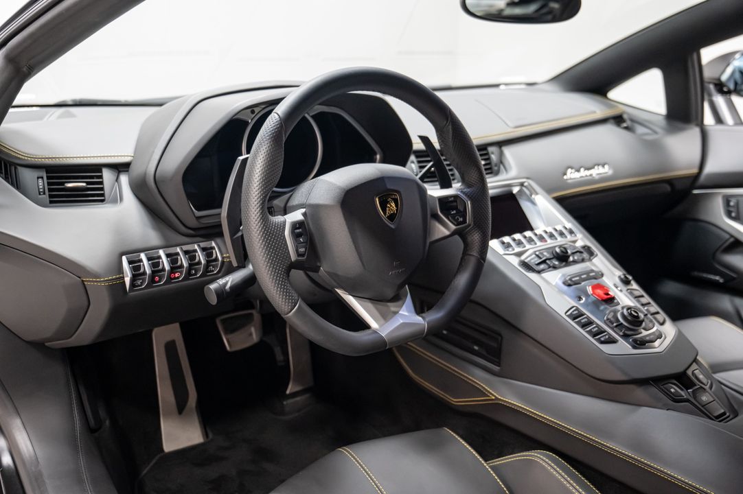 2014 Lamborghini Aventador