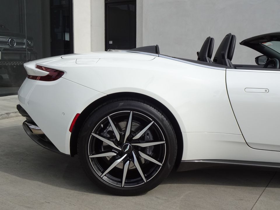 2020 Aston Martin DB11