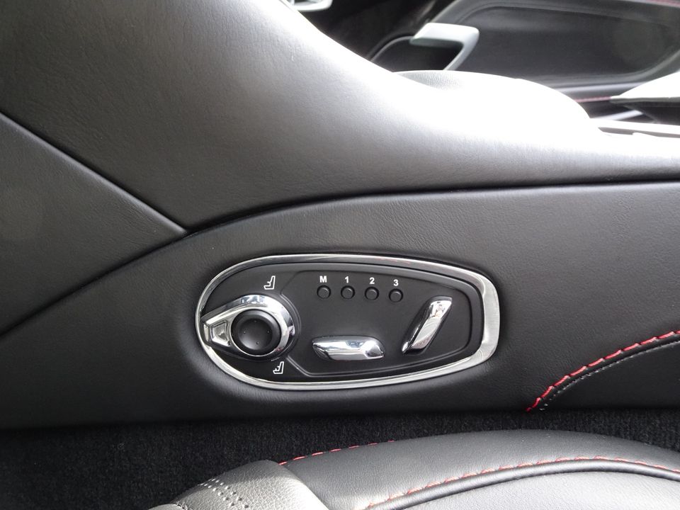 2020 Aston Martin DB11