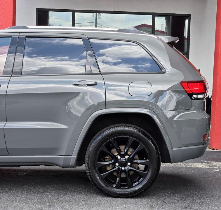 2020 Jeep Grand Cherokee