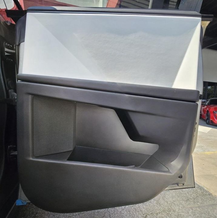 2024 Tesla Cybertruck