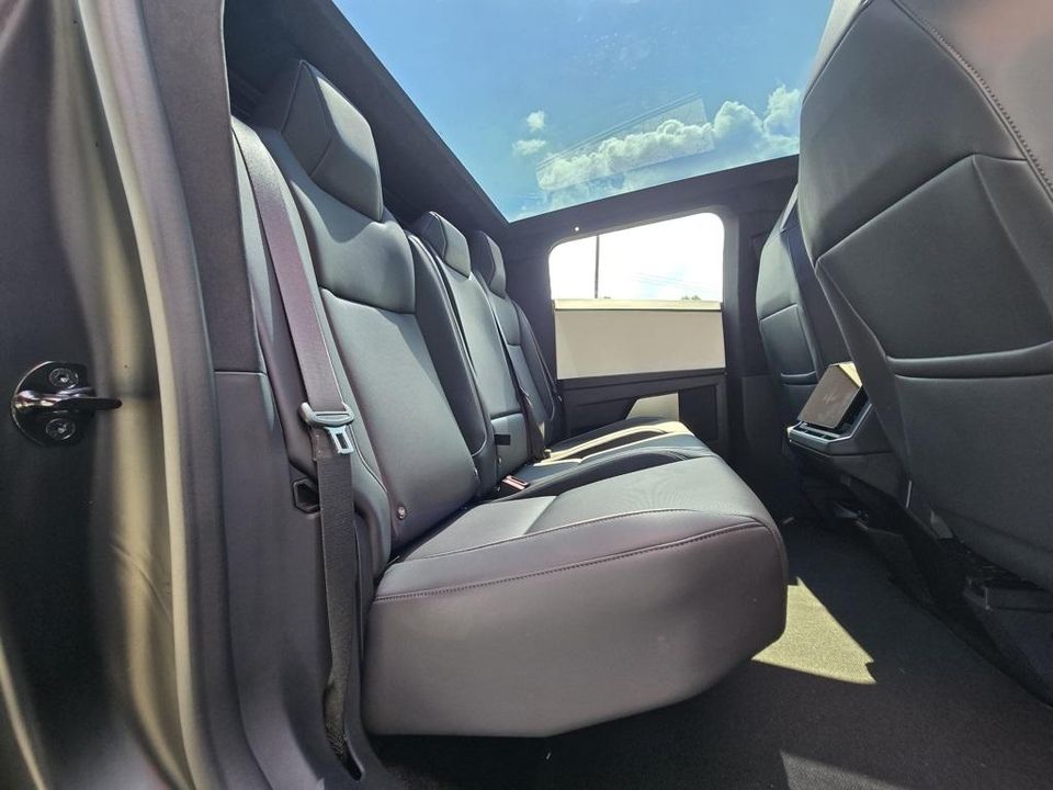 2024 Tesla Cybertruck