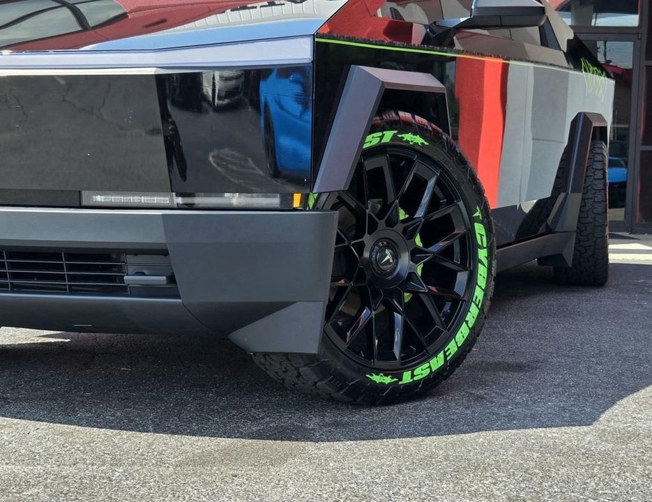 2024 Tesla Cybertruck