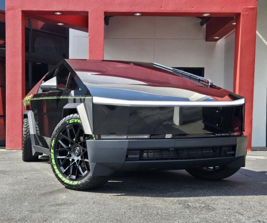 2024 Tesla Cybertruck