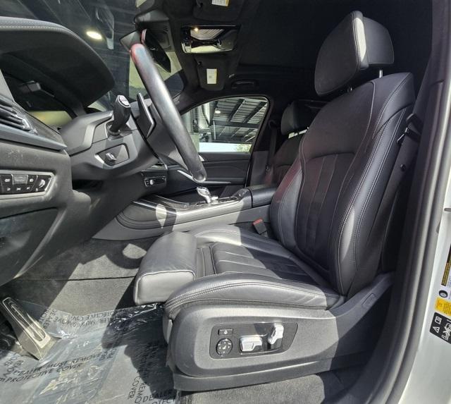 2022 BMW X7