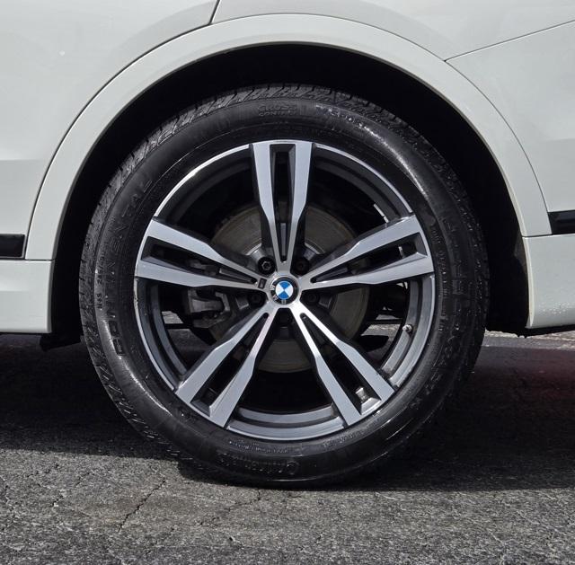 2022 BMW X7
