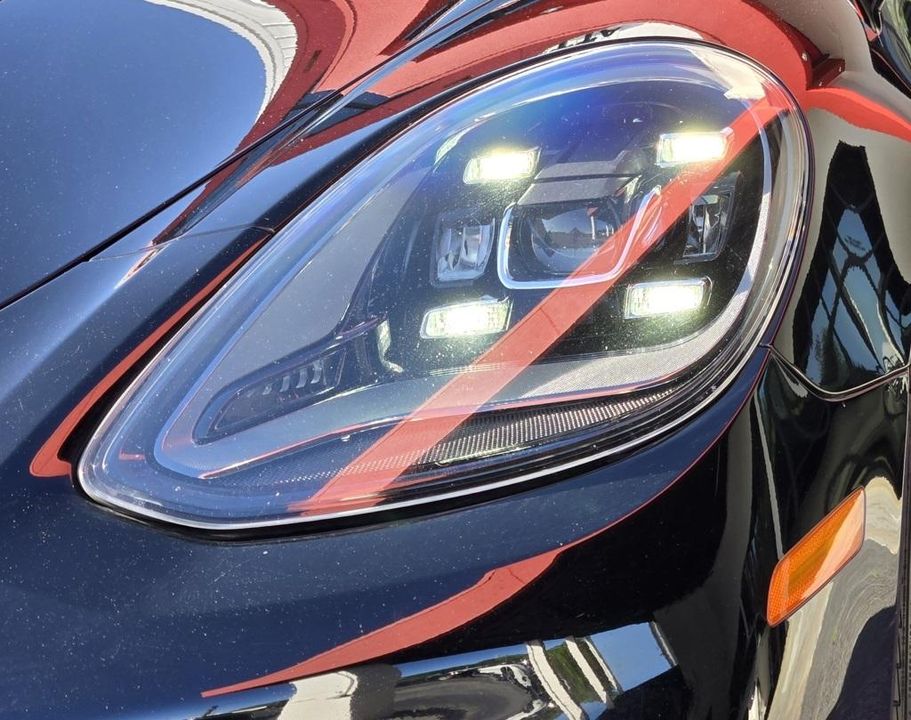 2021 Porsche Panamera