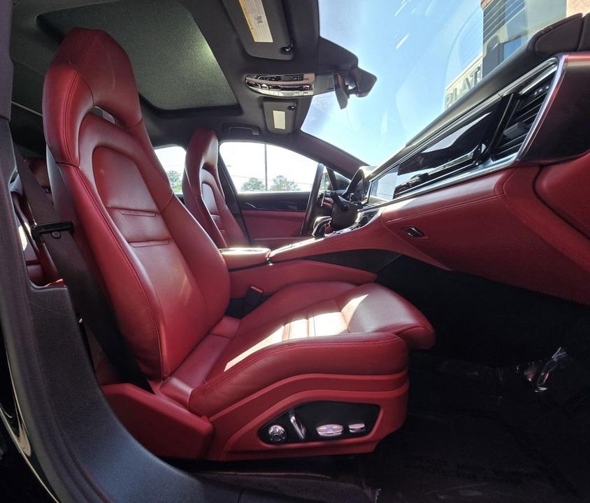 2021 Porsche Panamera