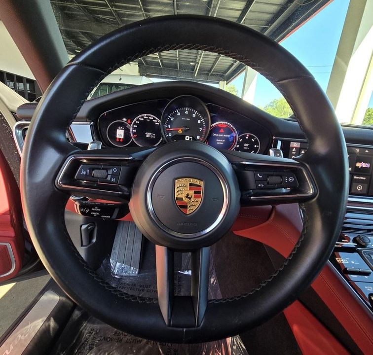 2021 Porsche Panamera
