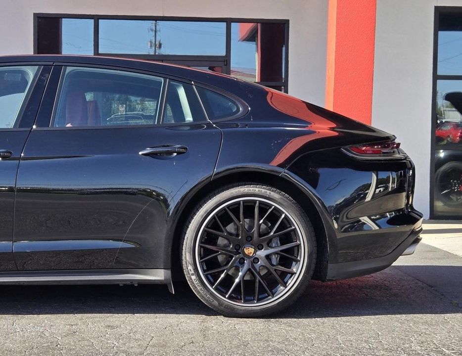 2021 Porsche Panamera
