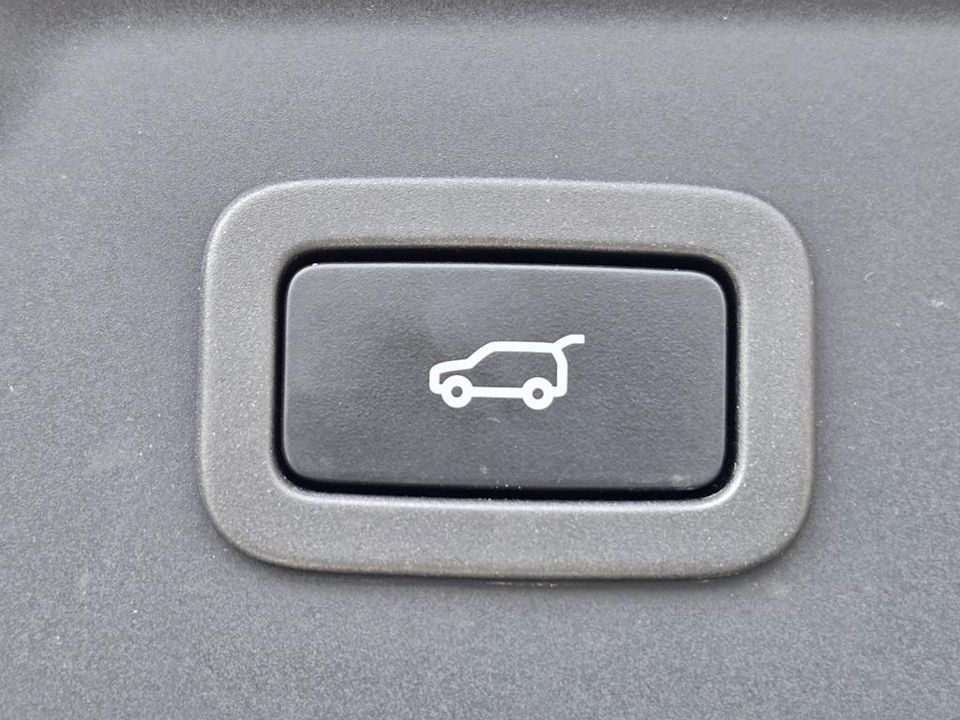 2022 Land Rover Range Rover Velar