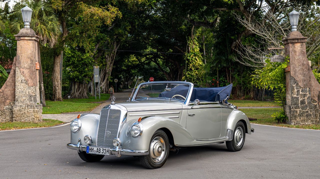 1953 Mercedes-Benz 220A