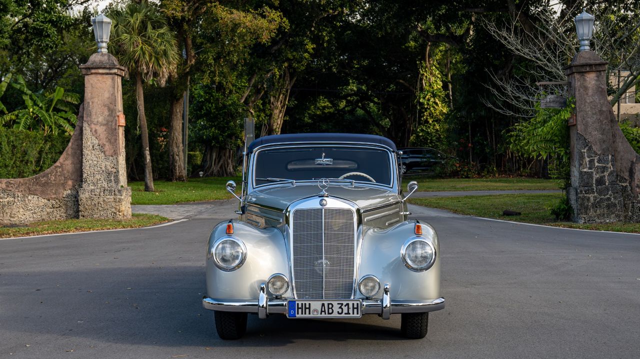 1953 Mercedes-Benz 220A