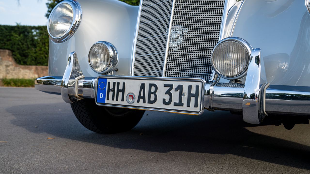 1953 Mercedes-Benz 220A