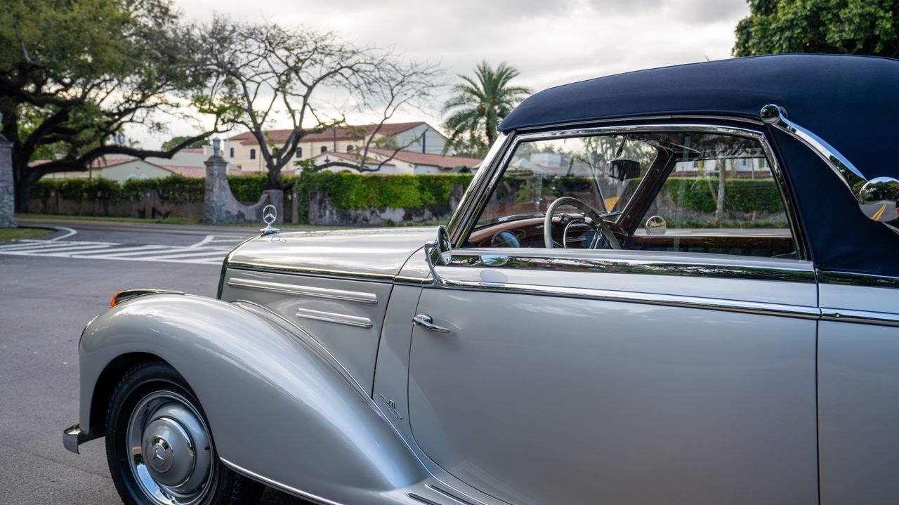 1953 Mercedes-Benz 220A