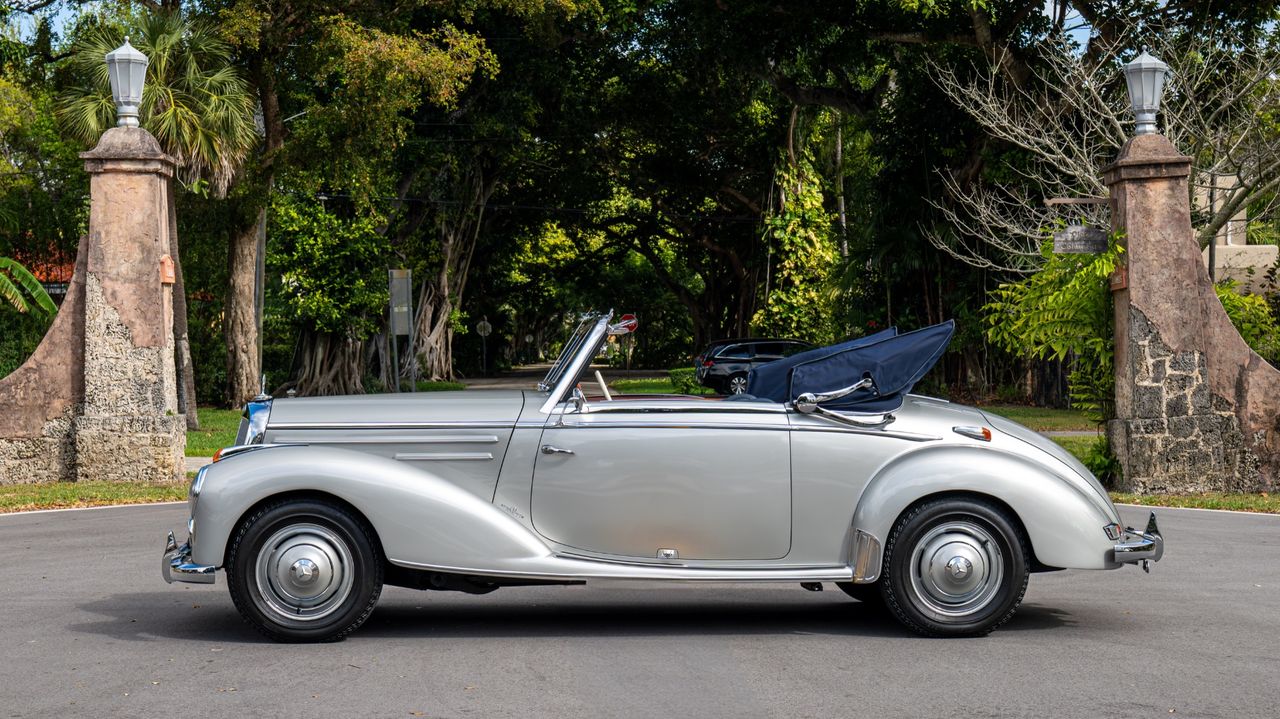 1953 Mercedes-Benz 220A