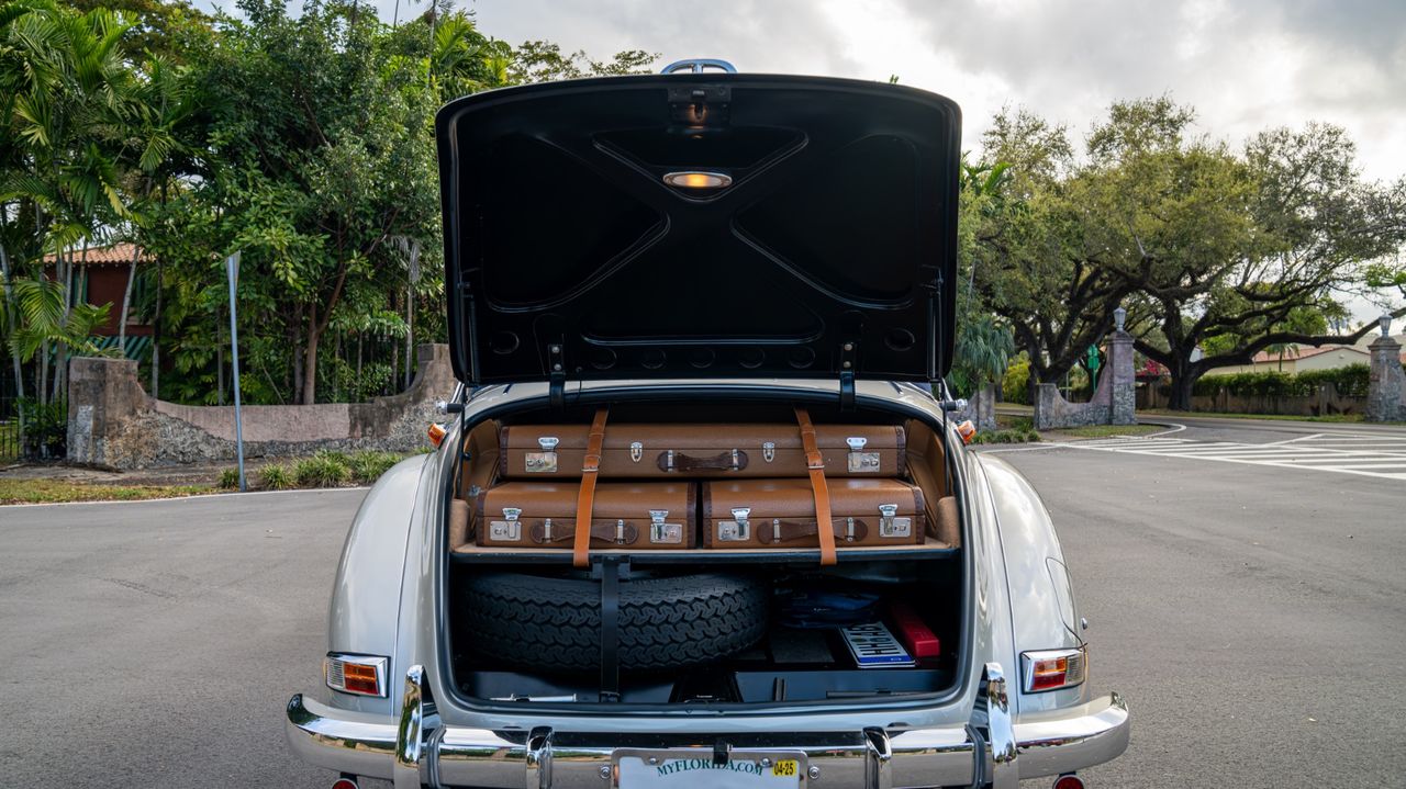 1953 Mercedes-Benz 220A