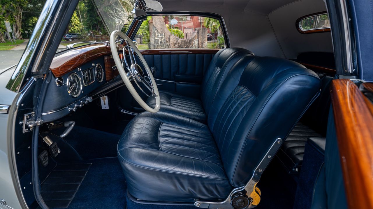 1953 Mercedes-Benz 220A