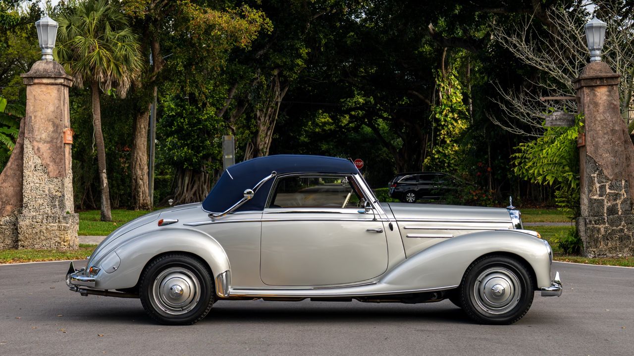 1953 Mercedes-Benz 220A